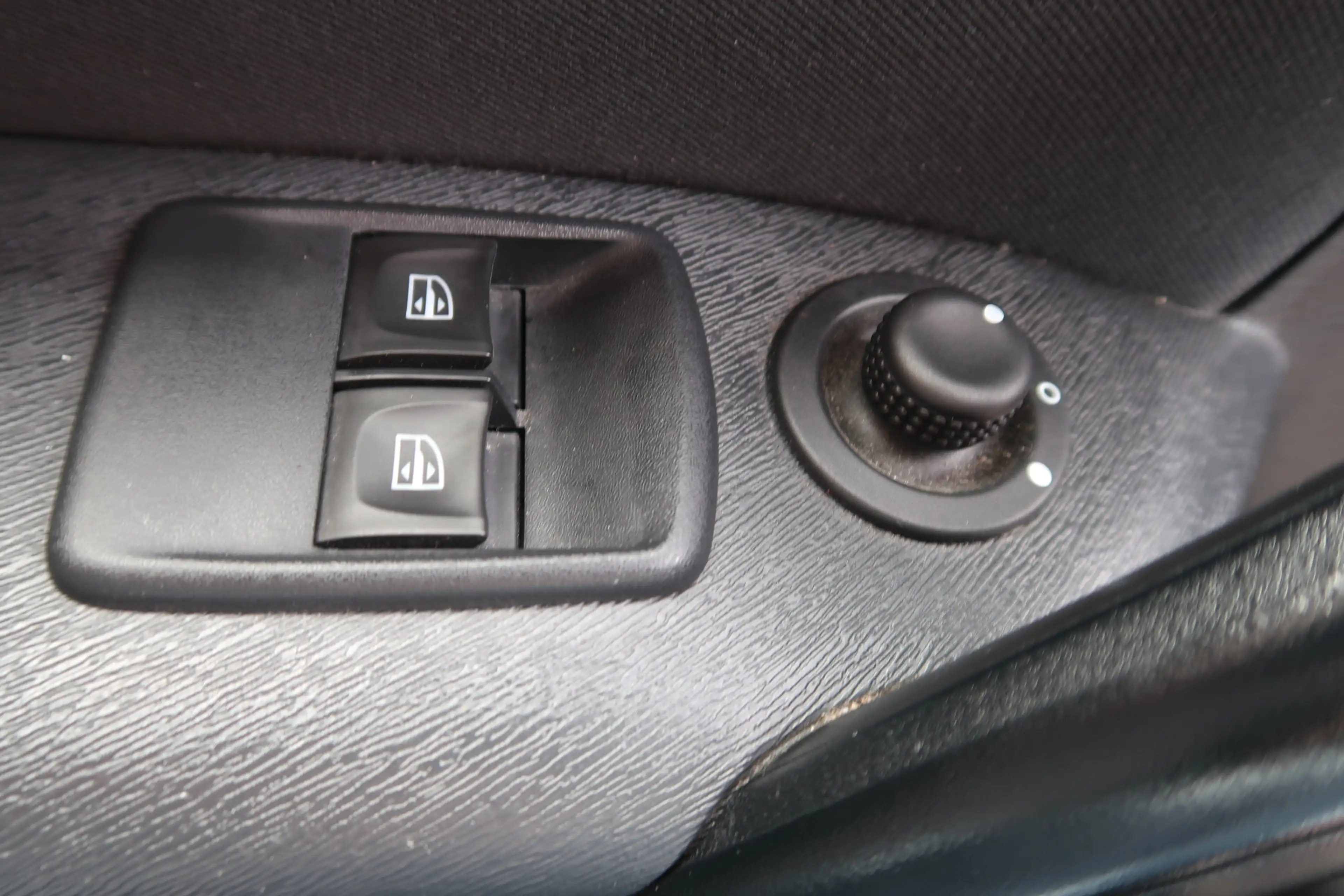 Renault Kangoo Family 1.2 TCe Limited Start&Stop Eerste eigenaar — photo 25