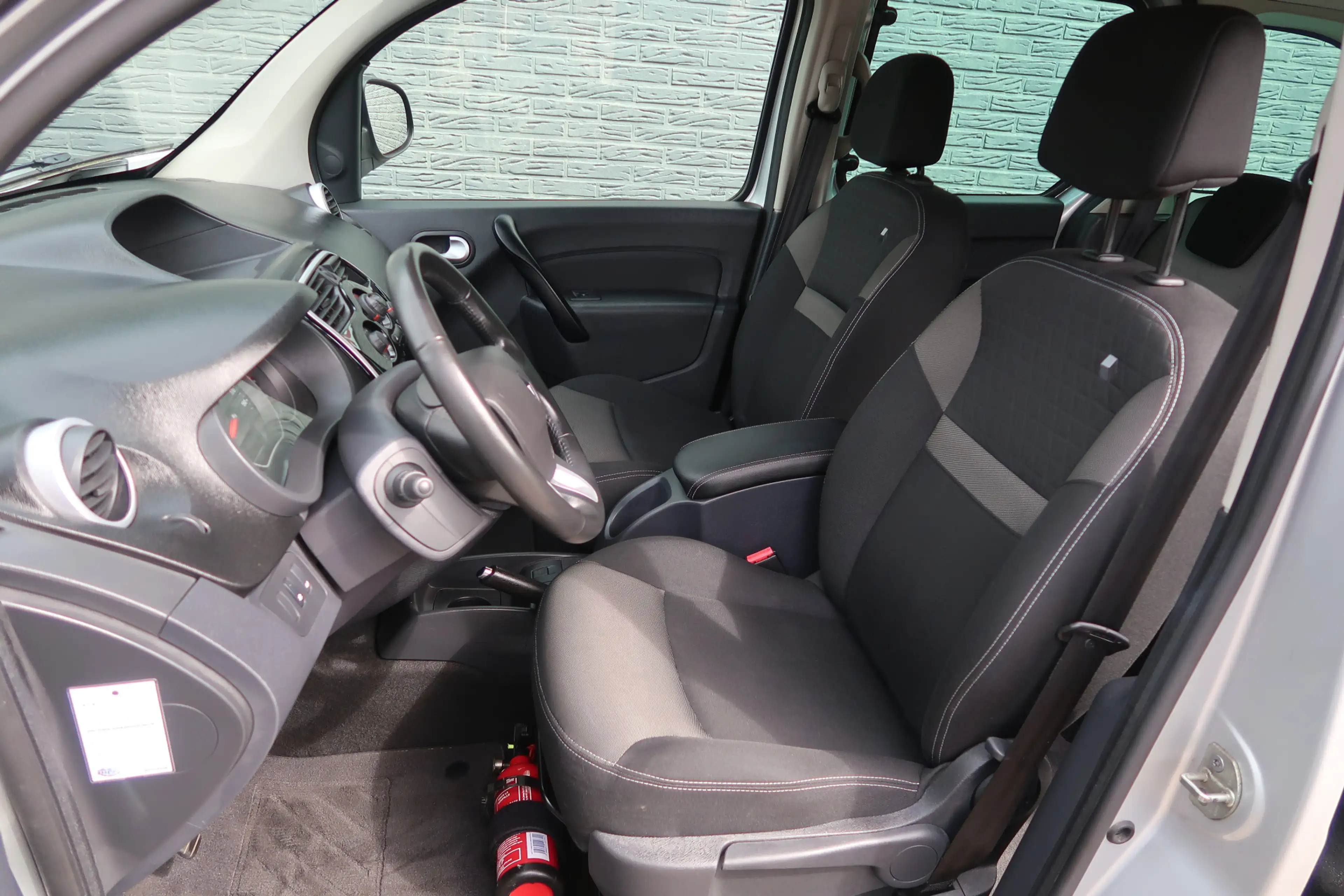 Renault Kangoo Family 1.2 TCe Limited Start&Stop Eerste eigenaar — photo 12