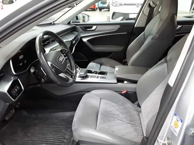 Audi S6 view 7