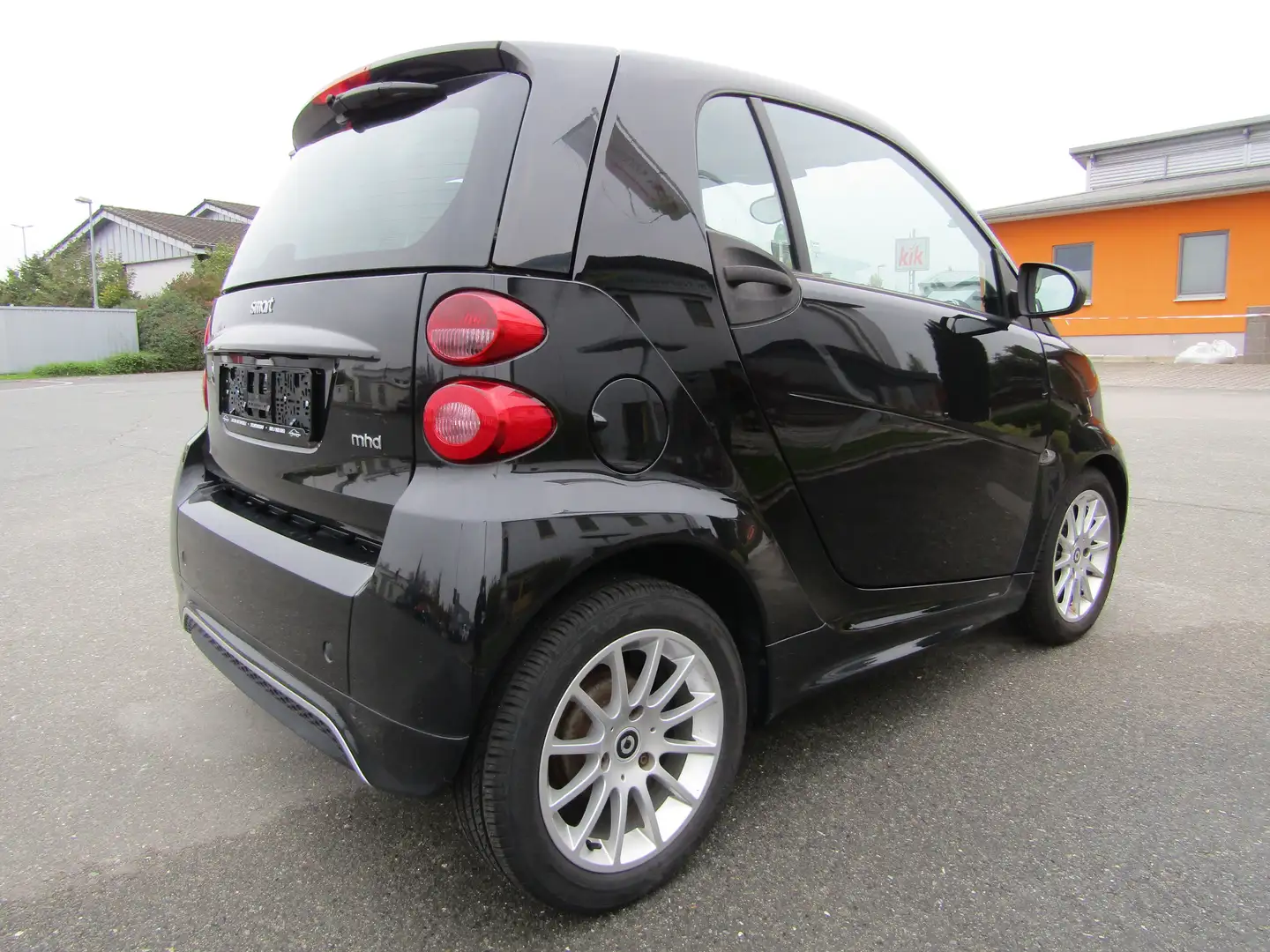 smart forTwo Micro Hybrid Drive 52kW (451.380), TÜV/AU neu, Schwarz - 2