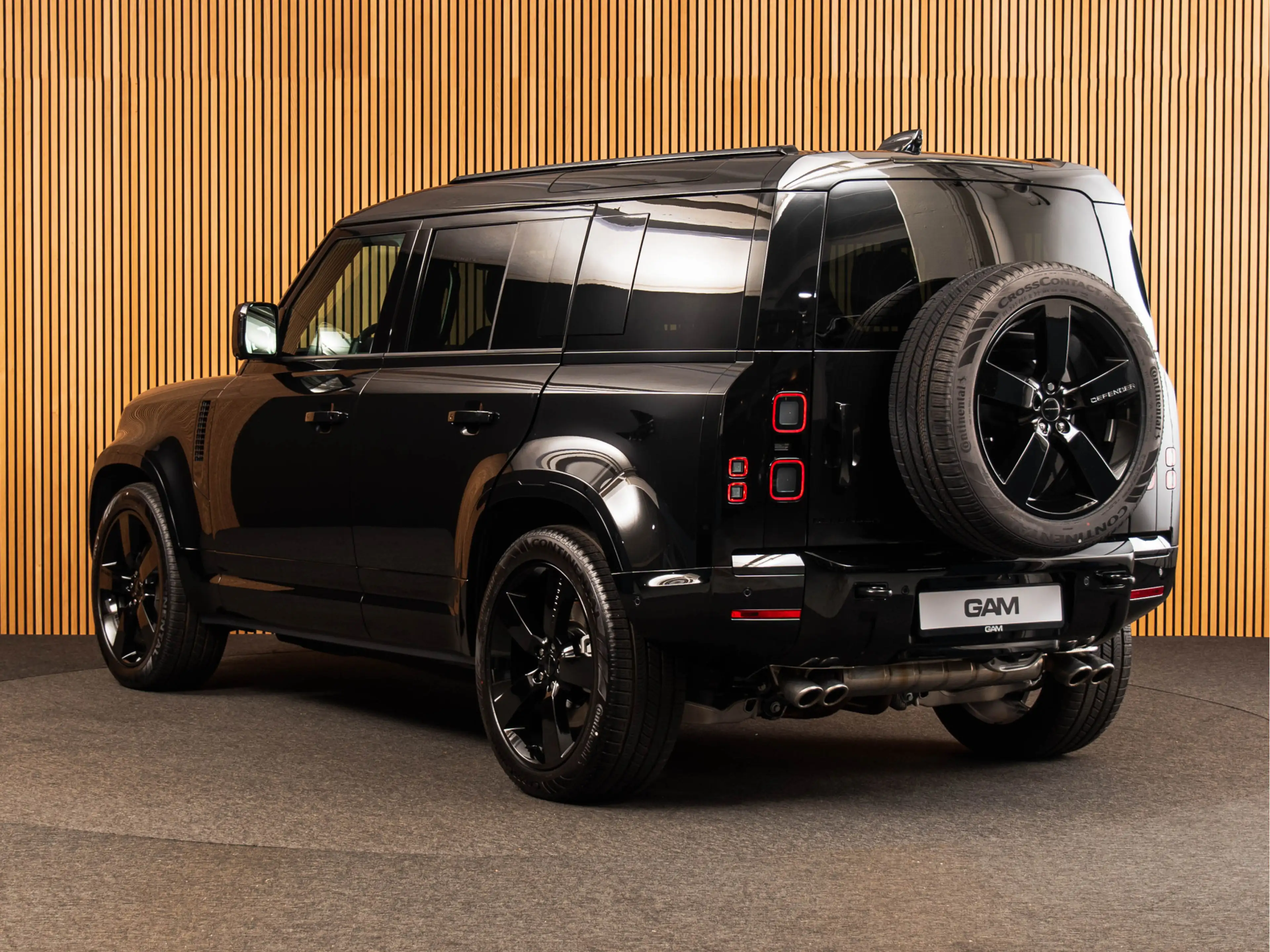 Land Rover Defender 110 5.0 P425 110 X-Dynamic HSE 22" | MERIDIA N SUR — photo 3