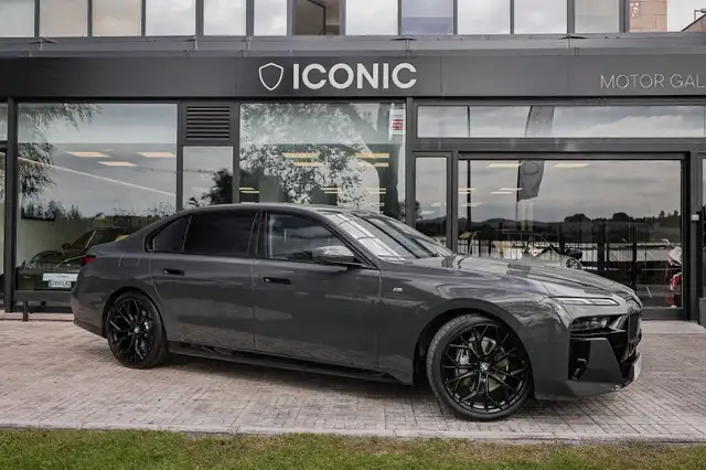 BMW 740 740dA xDrive M Sport