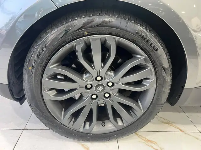Land Rover Range Rover Sport view 8