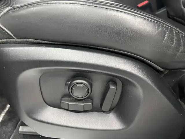 Land Rover Range Rover Sport view 9