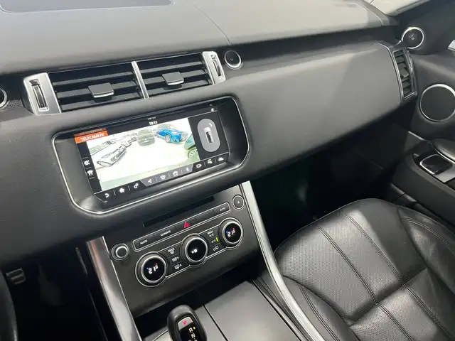 Land Rover Range Rover Sport view 13