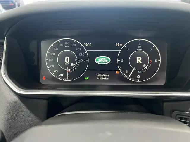 Land Rover Range Rover Sport view 12