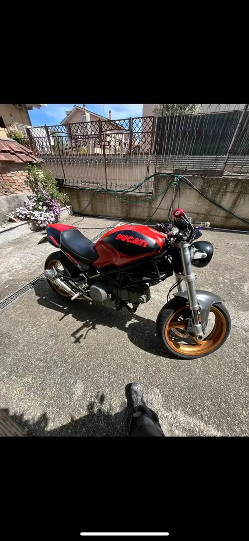 Ducati Monster 600 Červená - 2