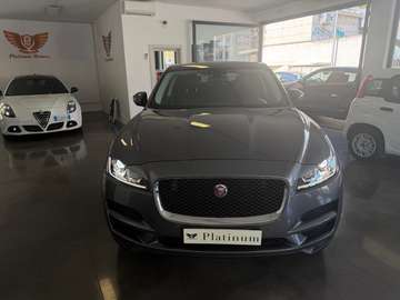F-Pace 2015 2.0d Prestige awd 180cv auto