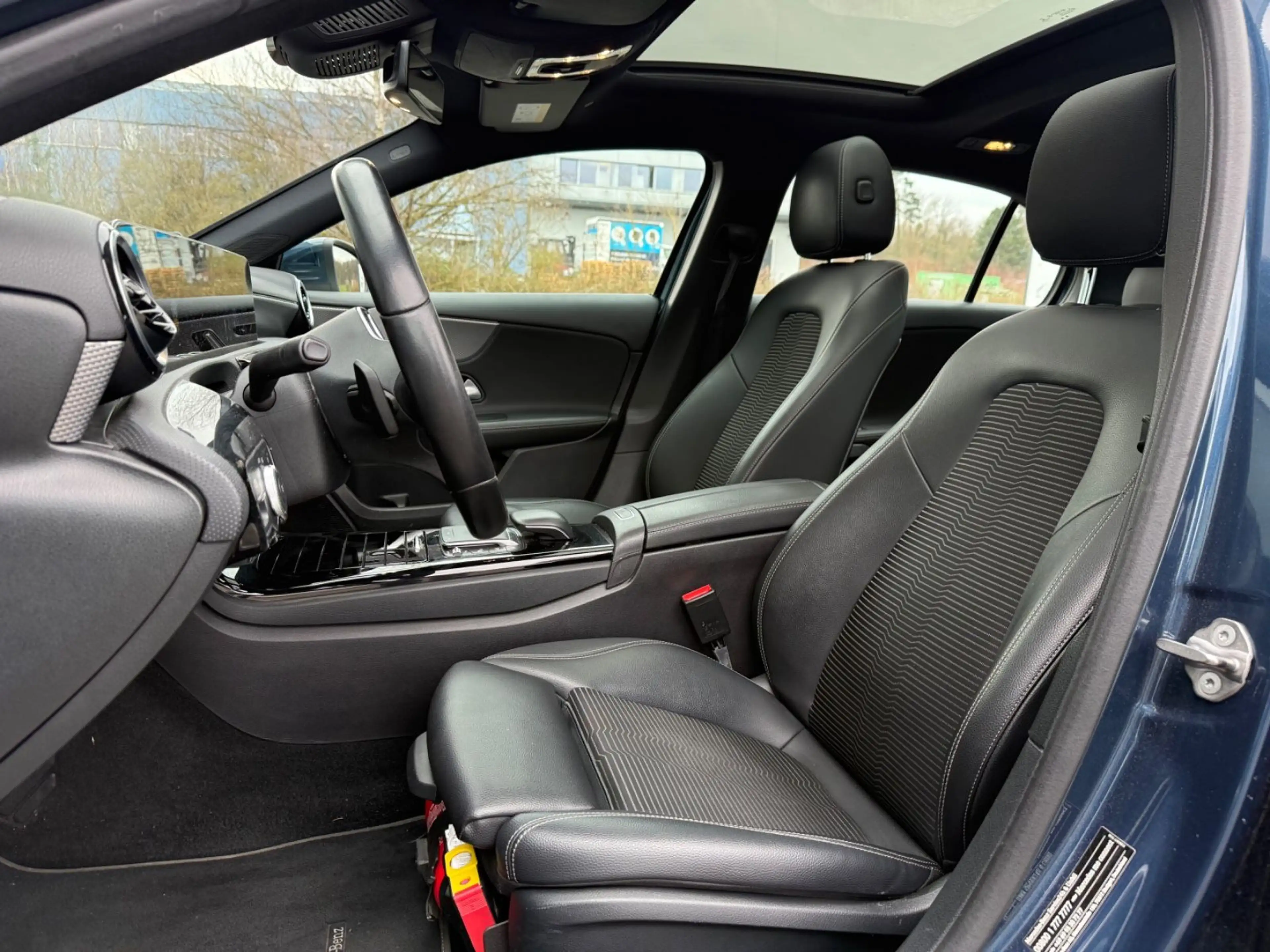 Mercedes-Benz A 220 d PROGRESSIVE AUT. 360° PANO CARPLAY 8-FACH — photo 9