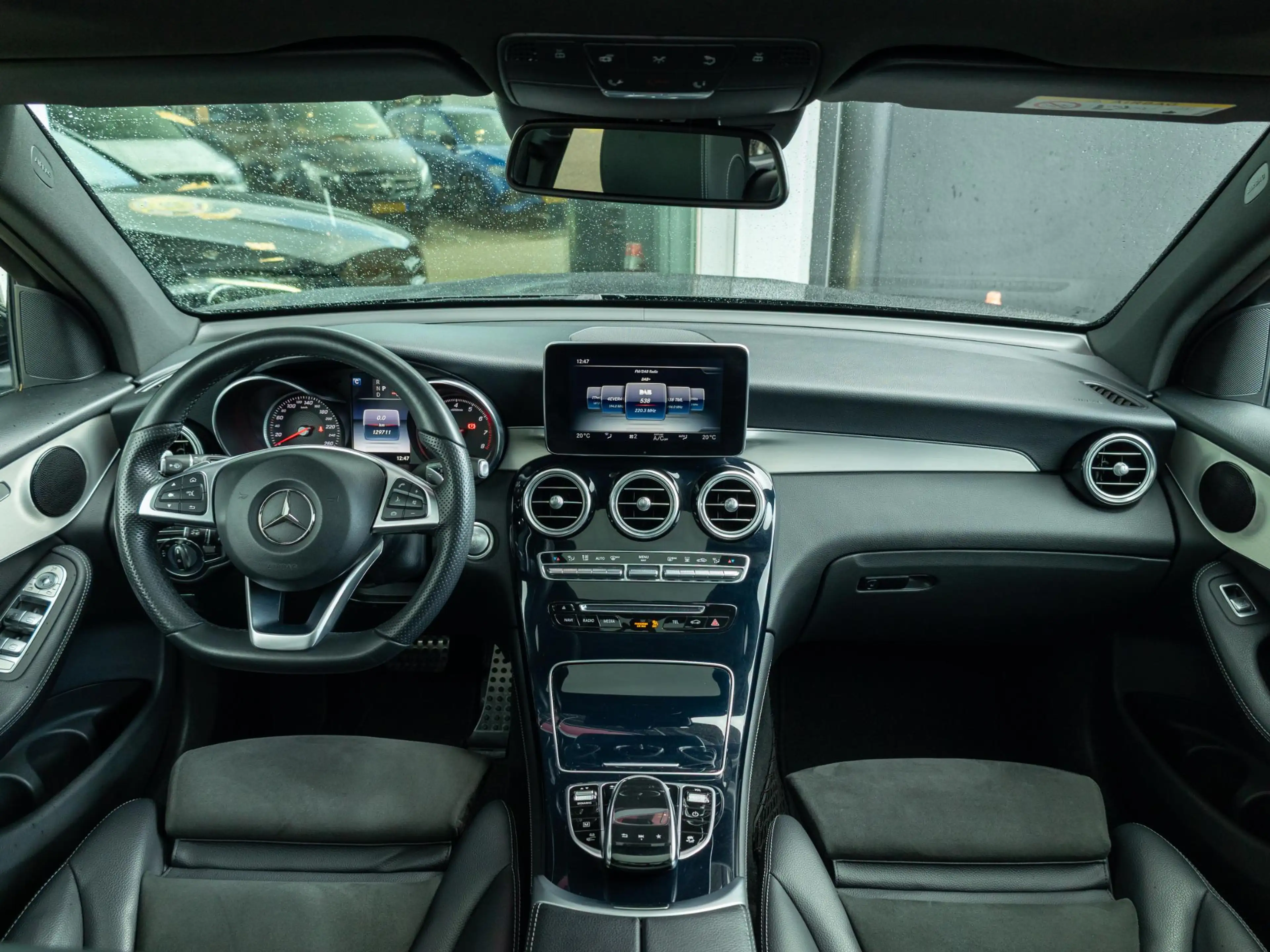 Mercedes-Benz GLC 350 350e 4MATIC Panorama dak — photo 11