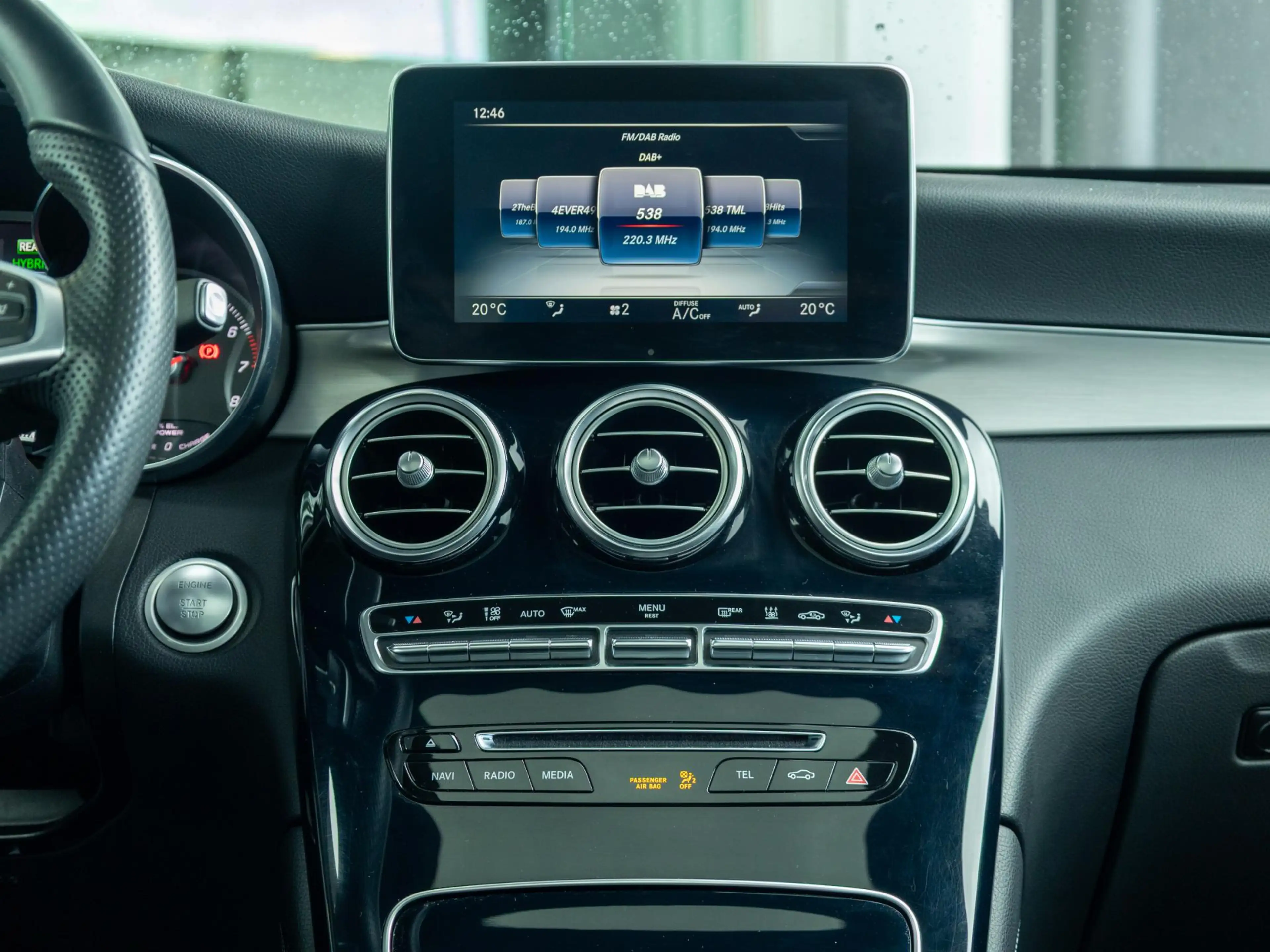 Mercedes-Benz GLC 350 350e 4MATIC Panorama dak — photo 15