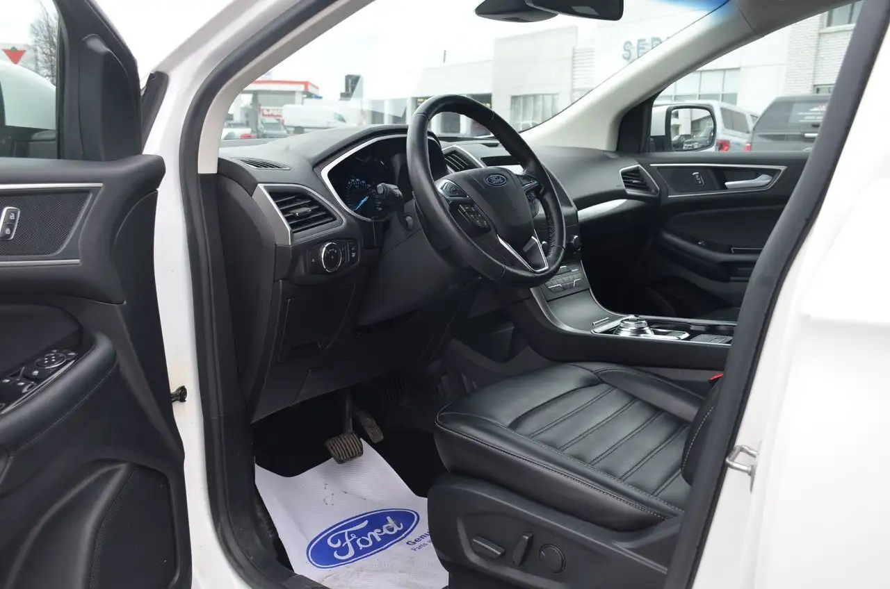 Ford Edge снимка Ford Edge