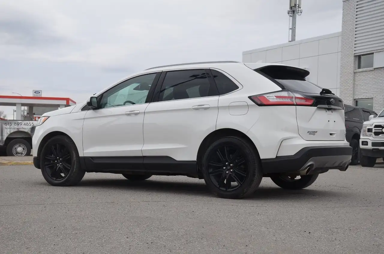 Ford Edge снимка Ford Edge