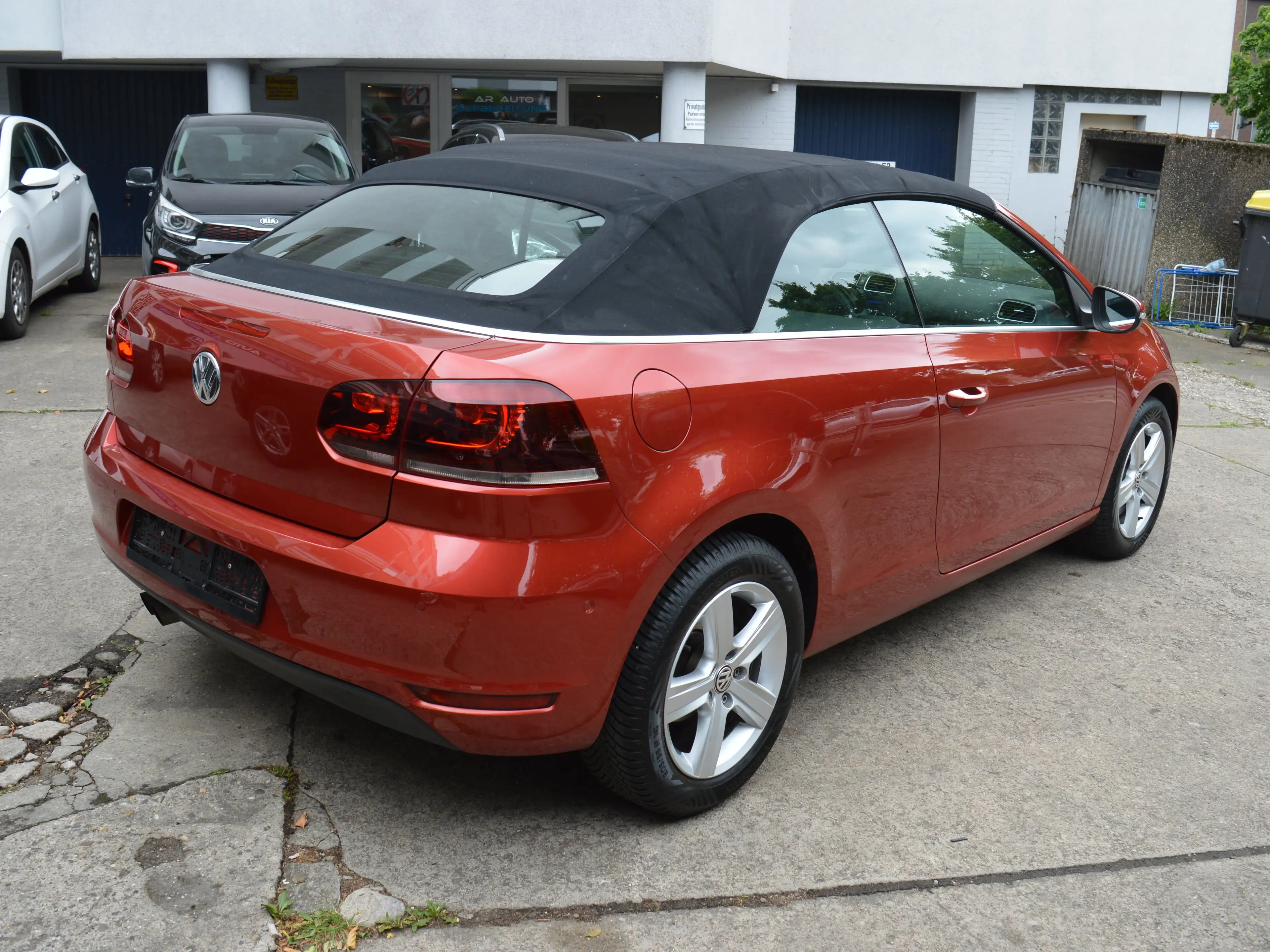 Volkswagen Golf Cabriolet Cabrio 2.0 TDI BlueMotion Technology Life*Leder* — photo 6