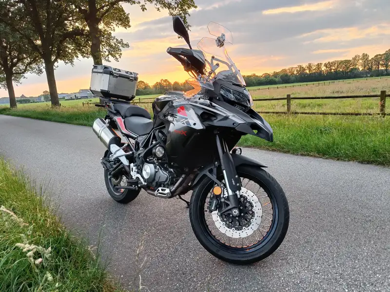 Benelli TRK 502