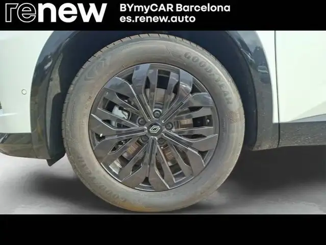 Renault Austral view 4