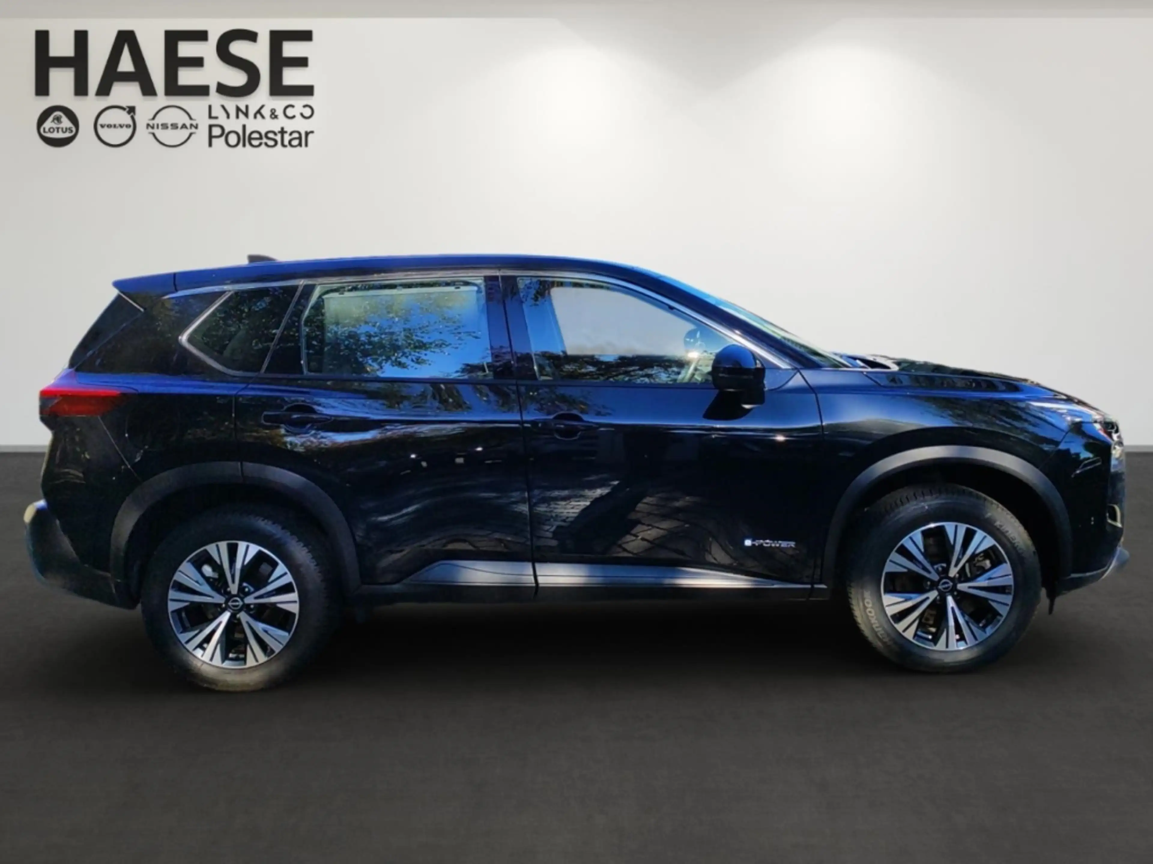 Nissan X-Trail e-Power e-4orce Acenta LED ACC Apple CarPlay Andro — photo 4