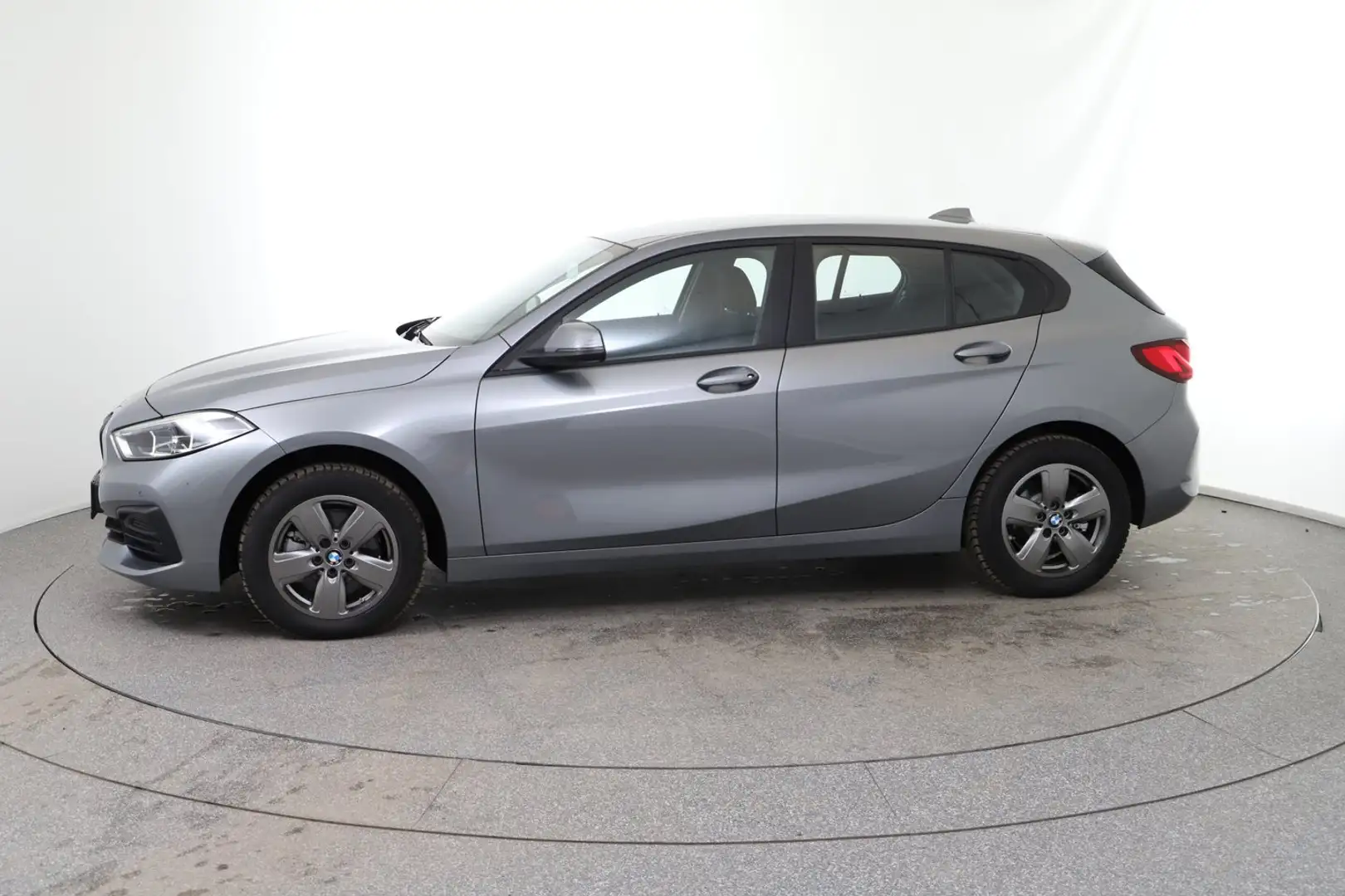 BMW 116 BMW 116d Grau - 2