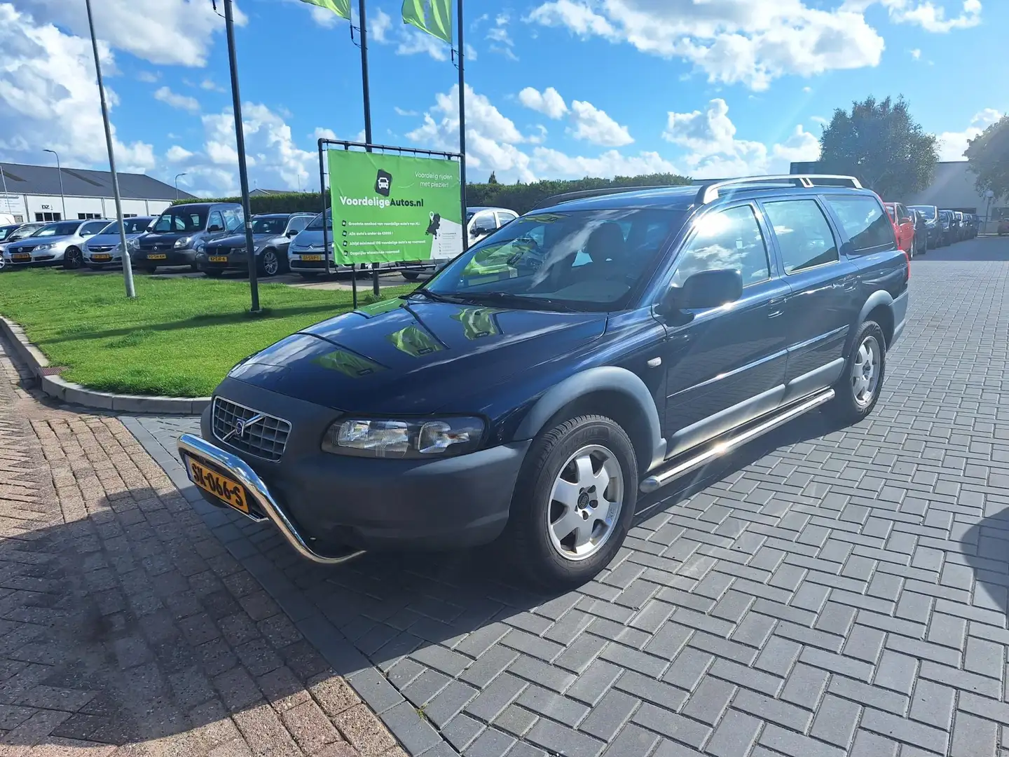 Volvo V70 Cross Country 2.4 T Geartronic Ocean Race / YOUNGT Blauw - 2