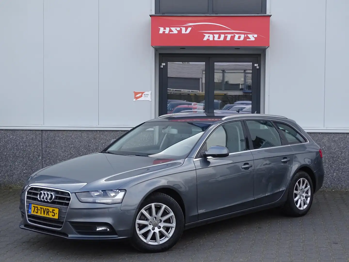 Audi A4 Avant 2.0 TDI Pro Line Business aut LM navi Grijs - 1