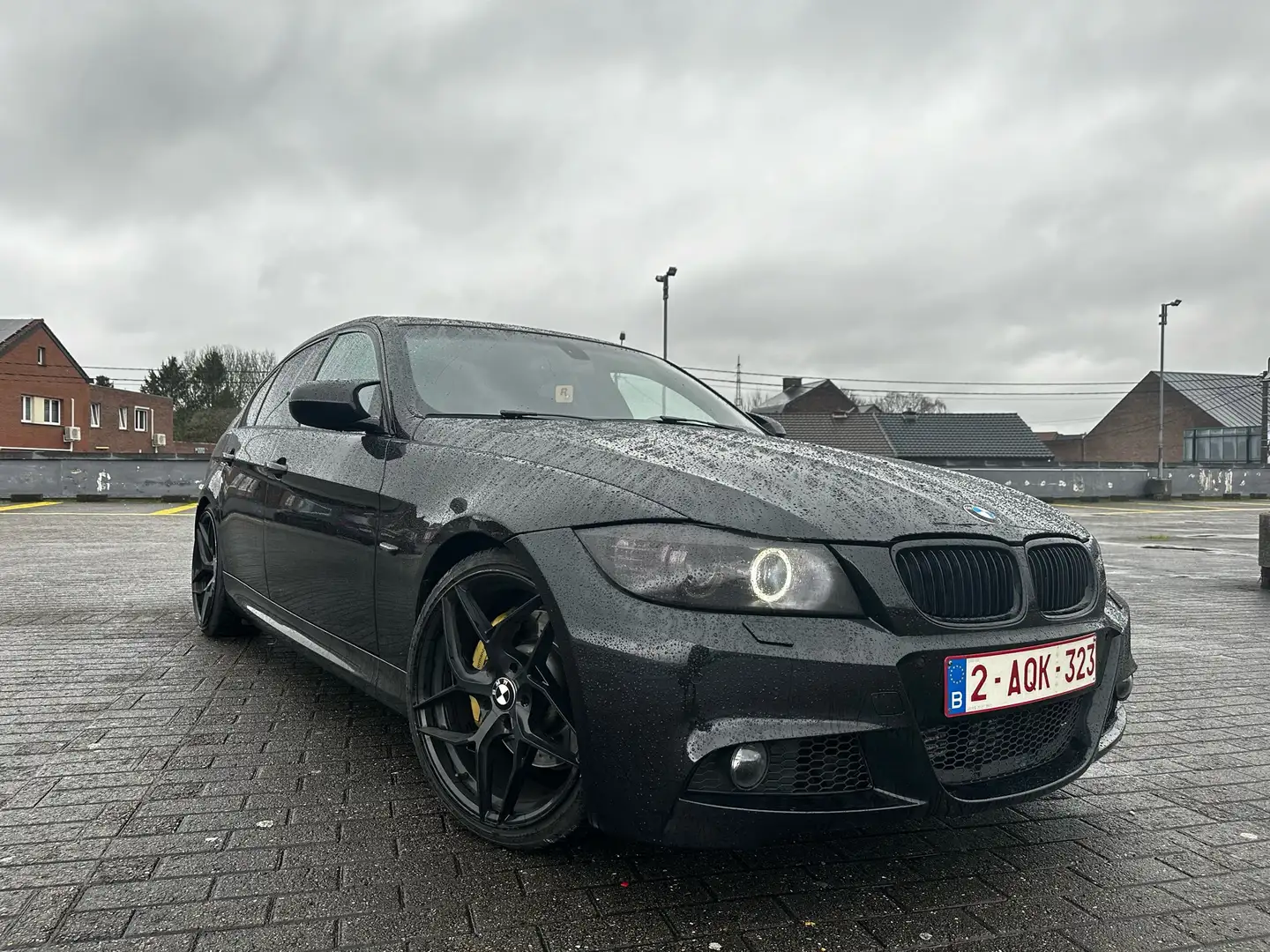 BMW 330 EURO 6 Negro - 1