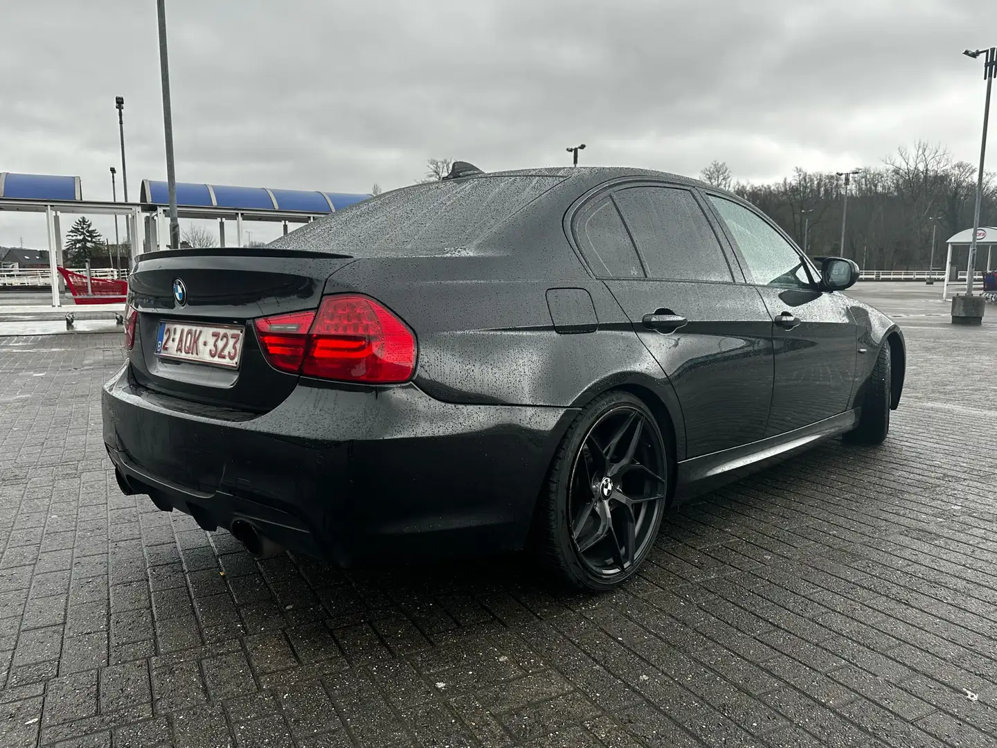 BMW 330 EURO 6 Negro - 2