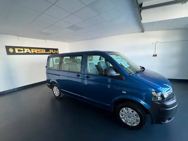 Volkswagen Transporter view 13