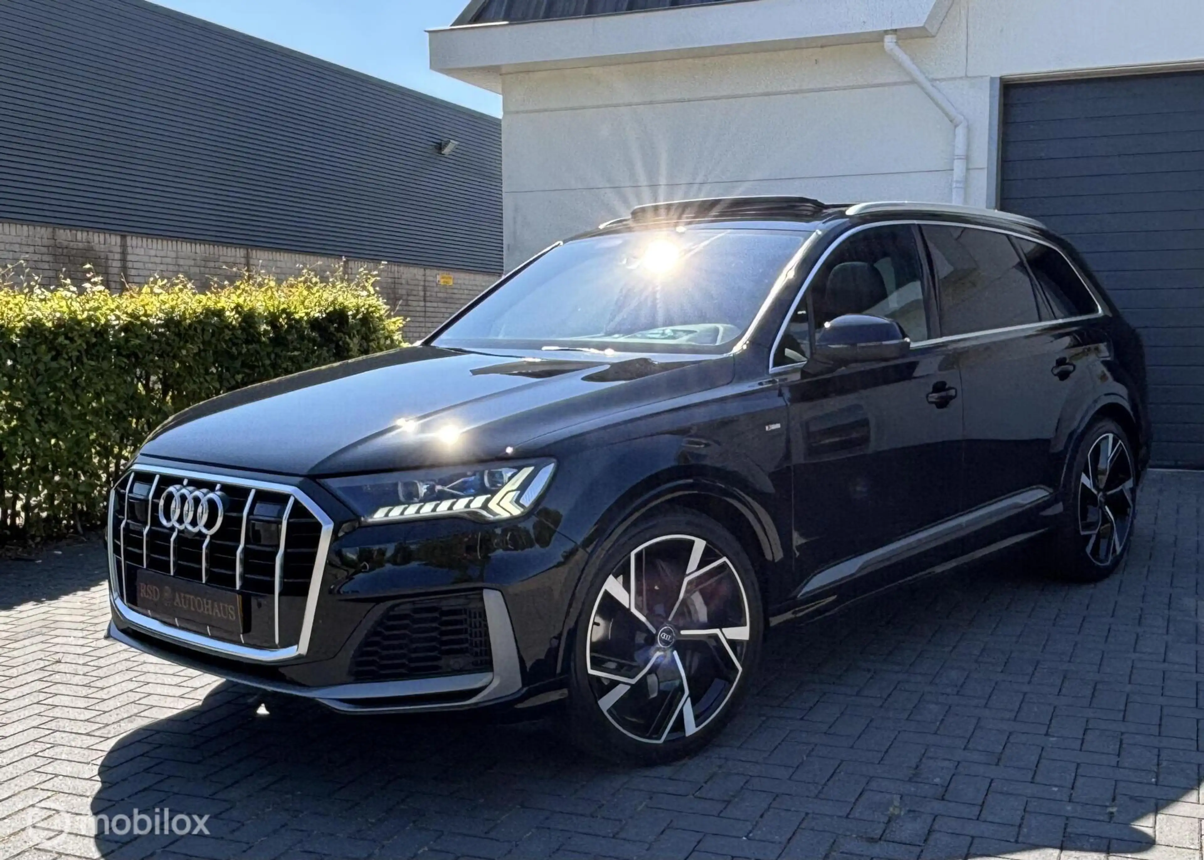 Audi Q7 55 TFSI e quattro S-Line Pano 22inch laser Head Up — photo 8