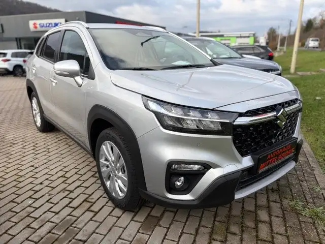Suzuki S-Cross