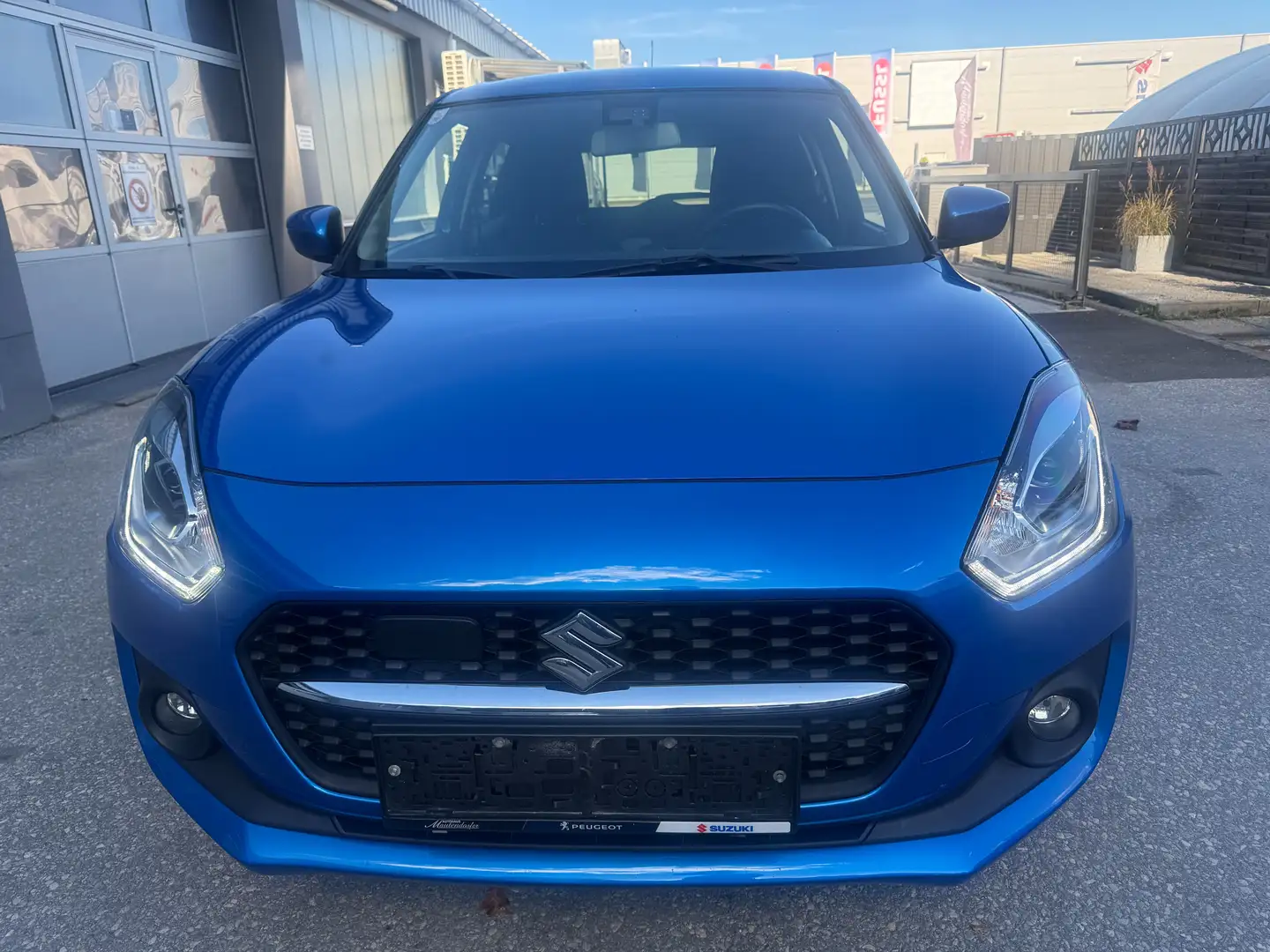 Suzuki Swift Swift 1,2 Hybrid DualJet Allgrip Shine Shine Blau - 1