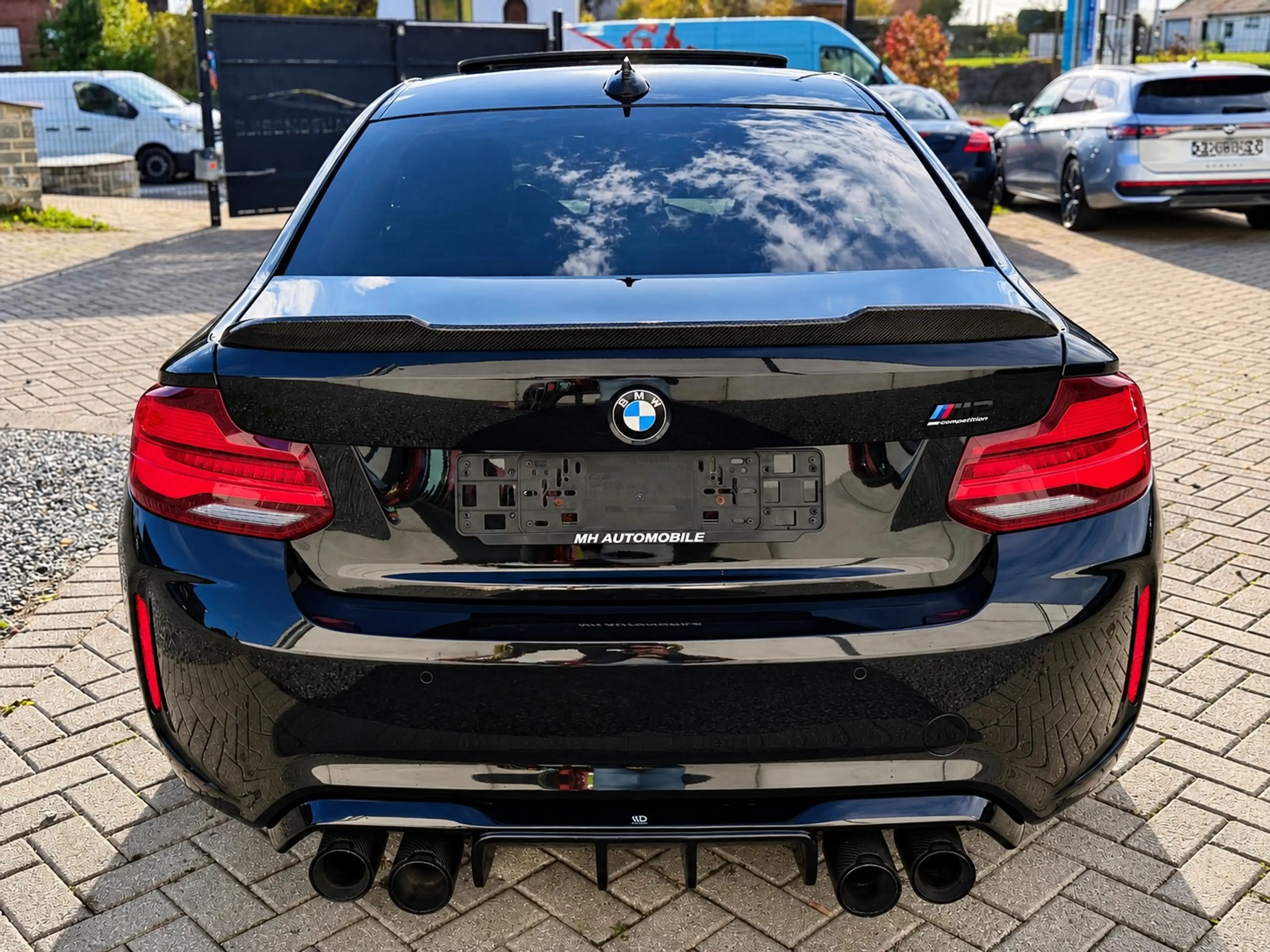 BMW M2 Competition — photo 7