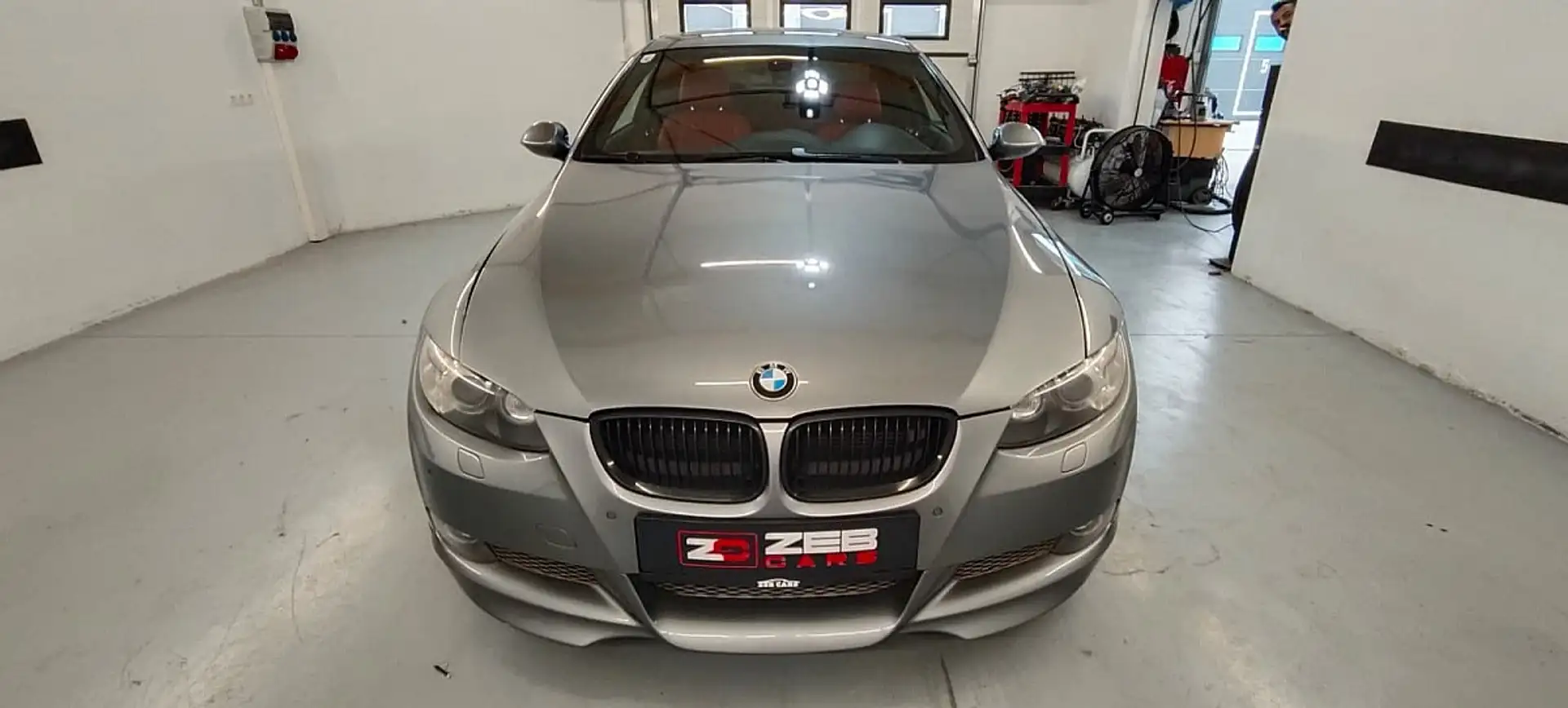 BMW 335 i Coupé, DKG, Schiebedach, Keyless Silber - 2