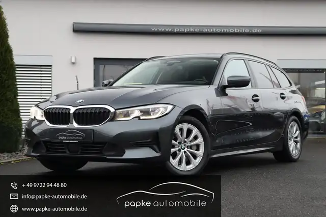 BMW 330 d xDrive Advantage +LIVE COCKPIT+HEAD-UP+PANO+