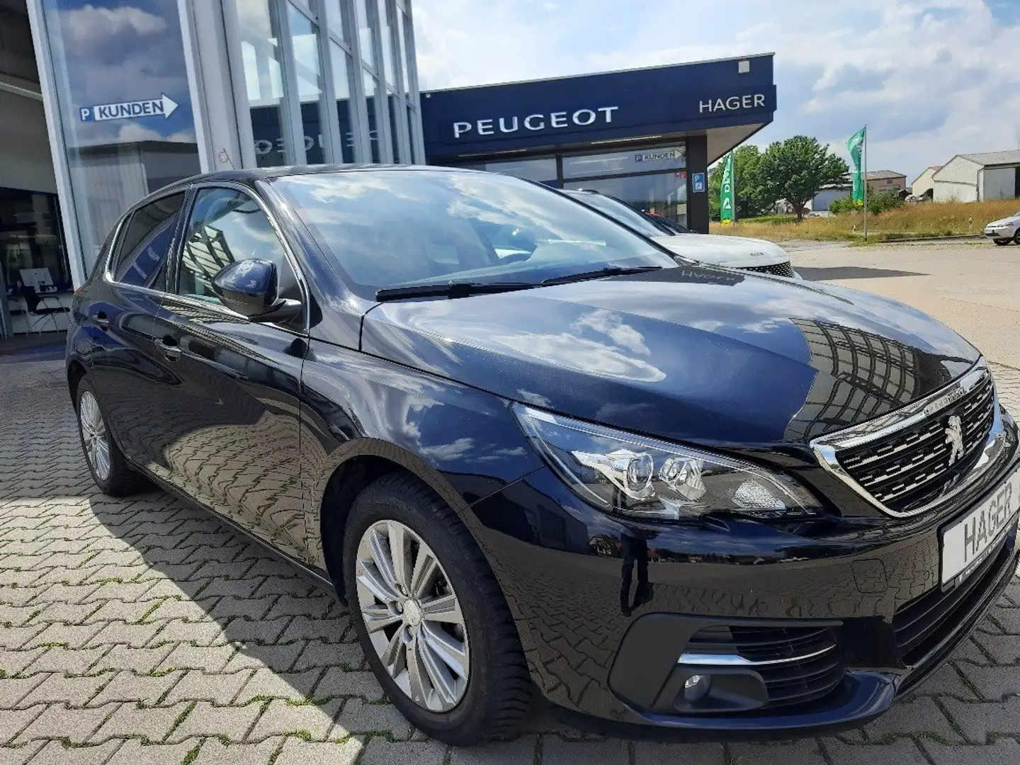 Peugeot 308 ALLURE PACK 130 Klima SitzH DAB EPKamera wenig km! Schwarz - 1