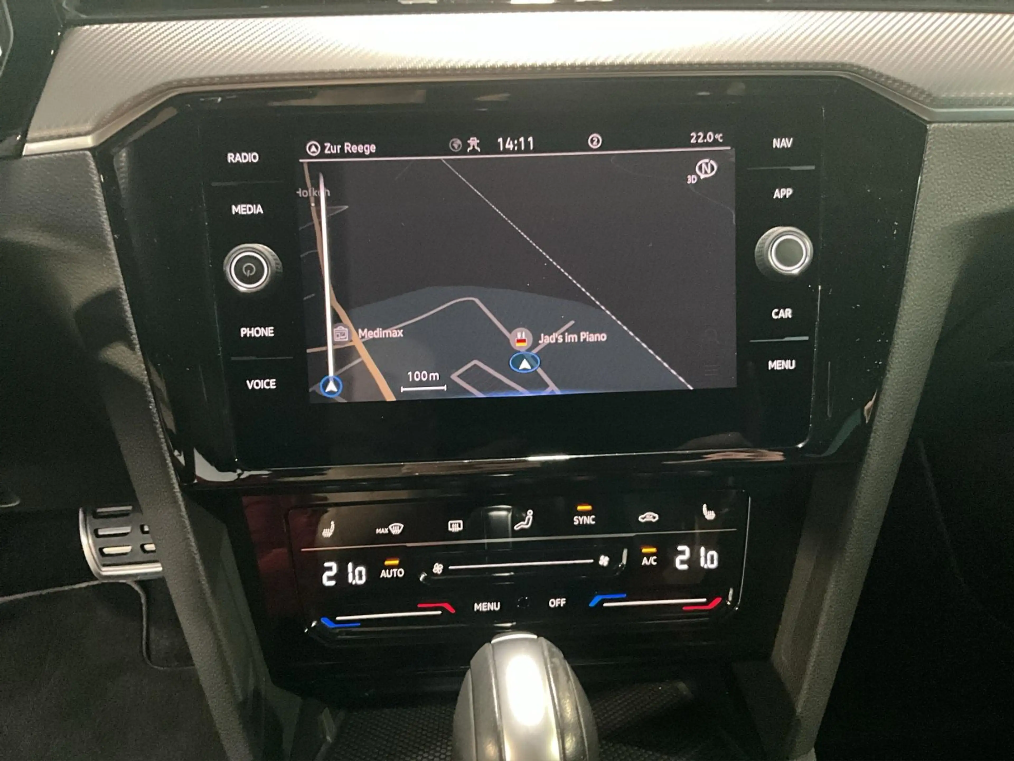 Volkswagen Passat Variant Passat Vari. Business 4M R-Line 2.0 TDI*LED*AHK* — photo 15