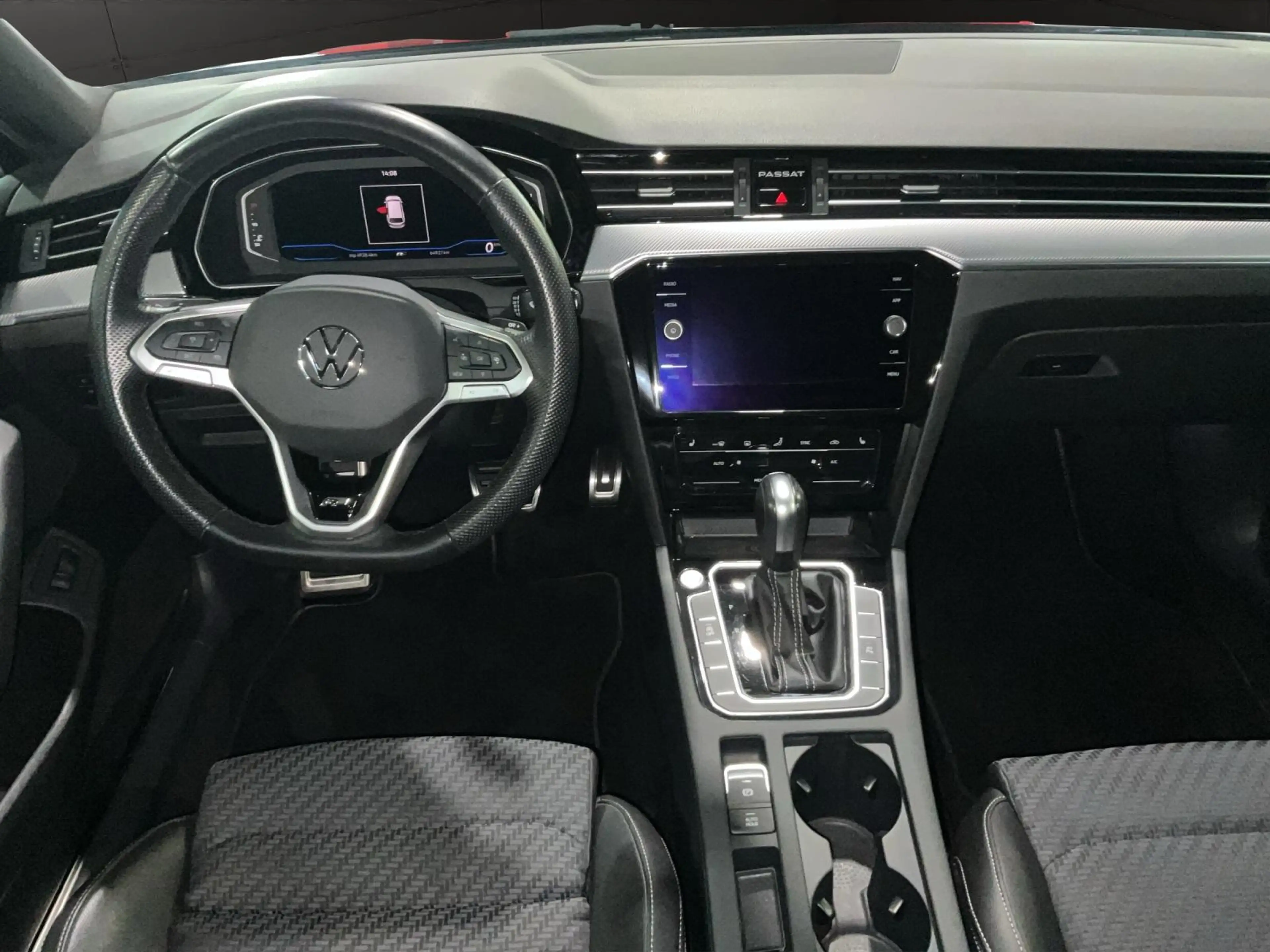 Volkswagen Passat Variant Passat Vari. Business 4M R-Line 2.0 TDI*LED*AHK* — photo 10