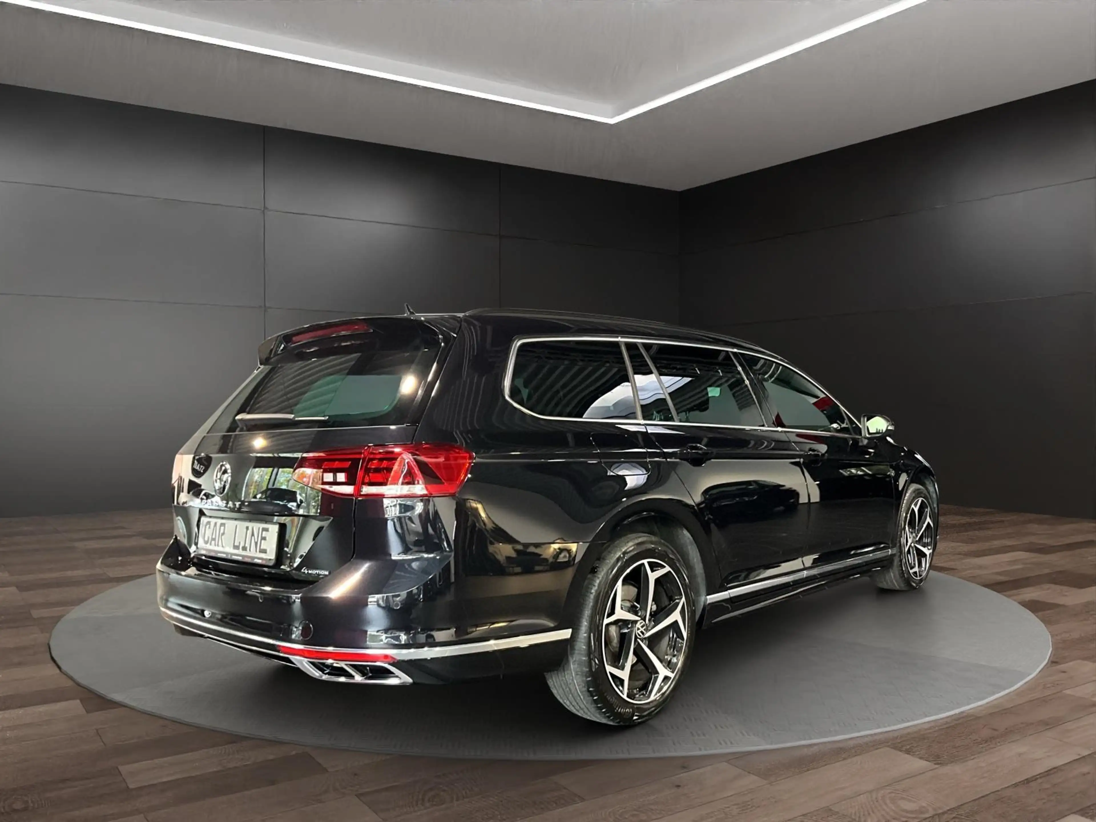 Volkswagen Passat Variant Passat Vari. Business 4M R-Line 2.0 TDI*LED*AHK* — photo 4