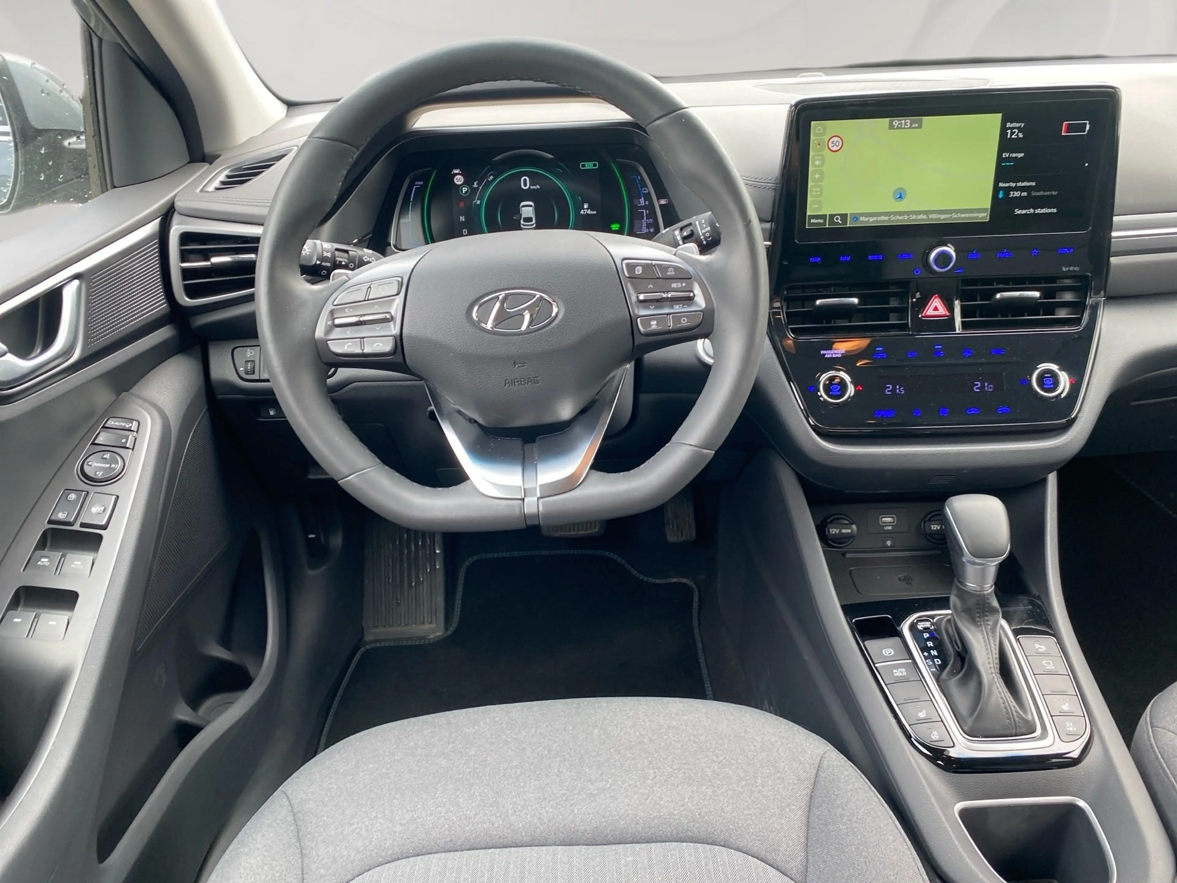Hyundai IONIQ 1.6 GDI Hybrid Style Plug-In — photo 10
