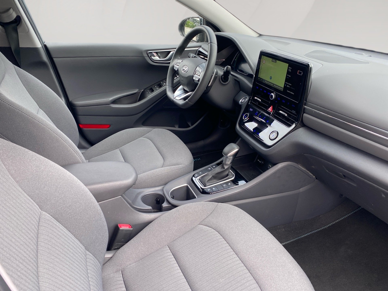 Hyundai IONIQ 1.6 GDI Hybrid Style Plug-In — photo 14