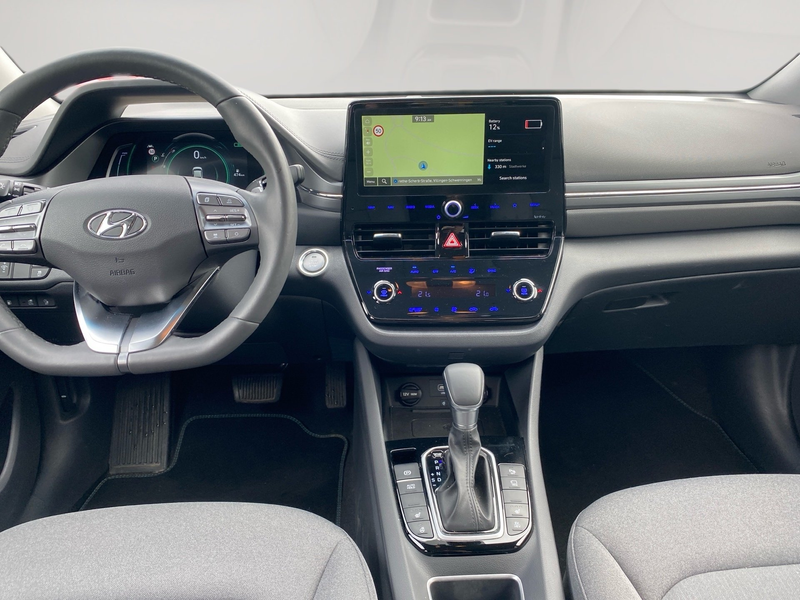 Hyundai IONIQ 1.6 GDI Hybrid Style Plug-In — photo 11