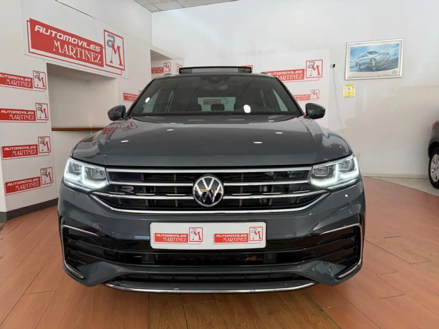 Volkswagen Tiguan 2.0TDI R-Line DSG 110kW Gris - 2