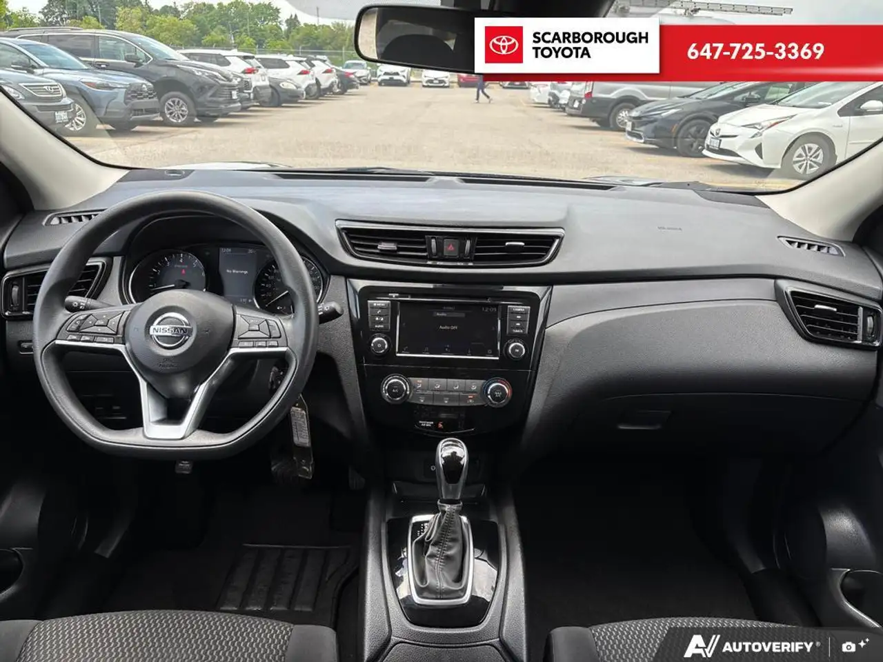 Nissan Qashqai снимка Nissan Qashqai