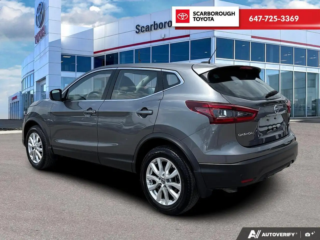 Nissan Qashqai снимка Nissan Qashqai