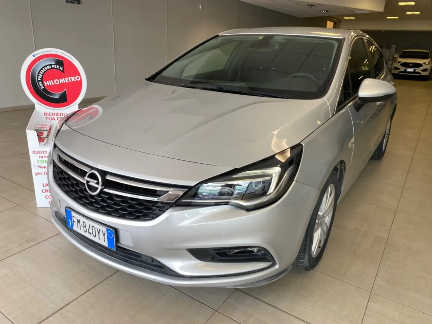 Opel Astra 1.6 CDTi 136CV Start&Stop 5 porte Dynamic Gris - 1