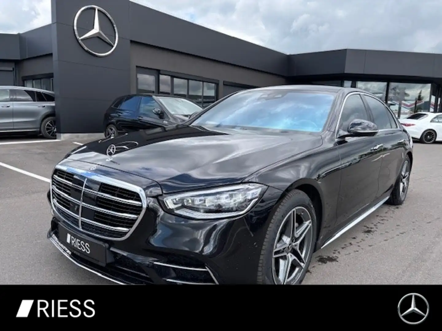Mercedes-Benz S 350 d 4M L AMG Sport Fond Ent Pano Chauffeur Sitzkl Noir - 1