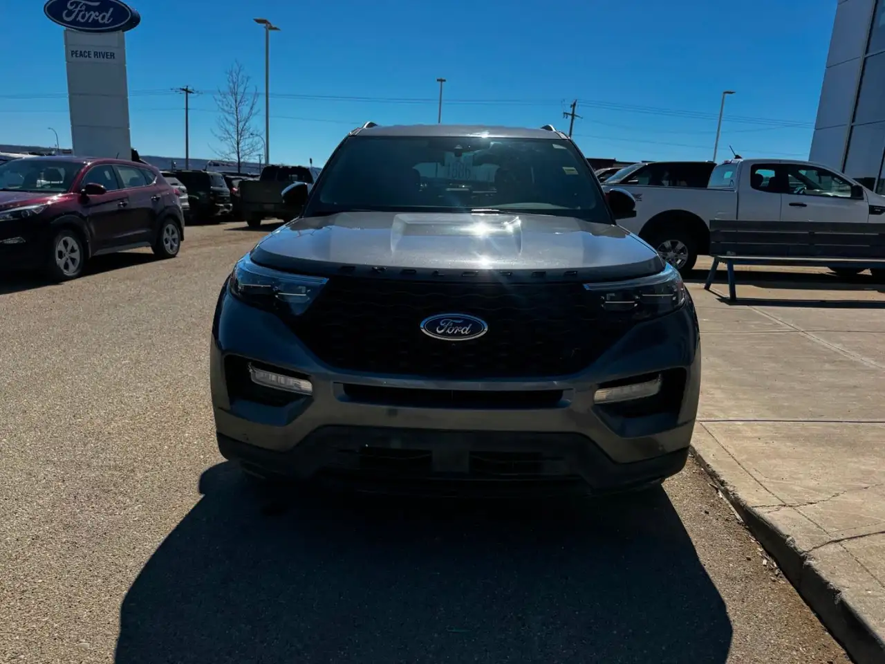 Ford Explorer снимка Ford Explorer