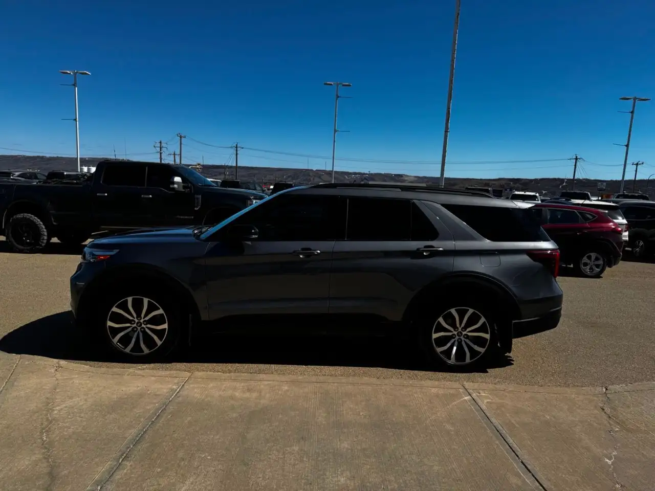Ford Explorer снимка Ford Explorer