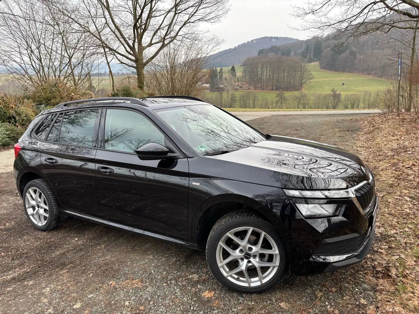 Skoda Kamiq Tour Schwarz - 1