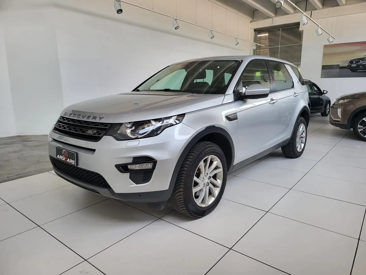 Land Rover Discovery Sport Discovery Sport 2.0 td4 Argent - 1