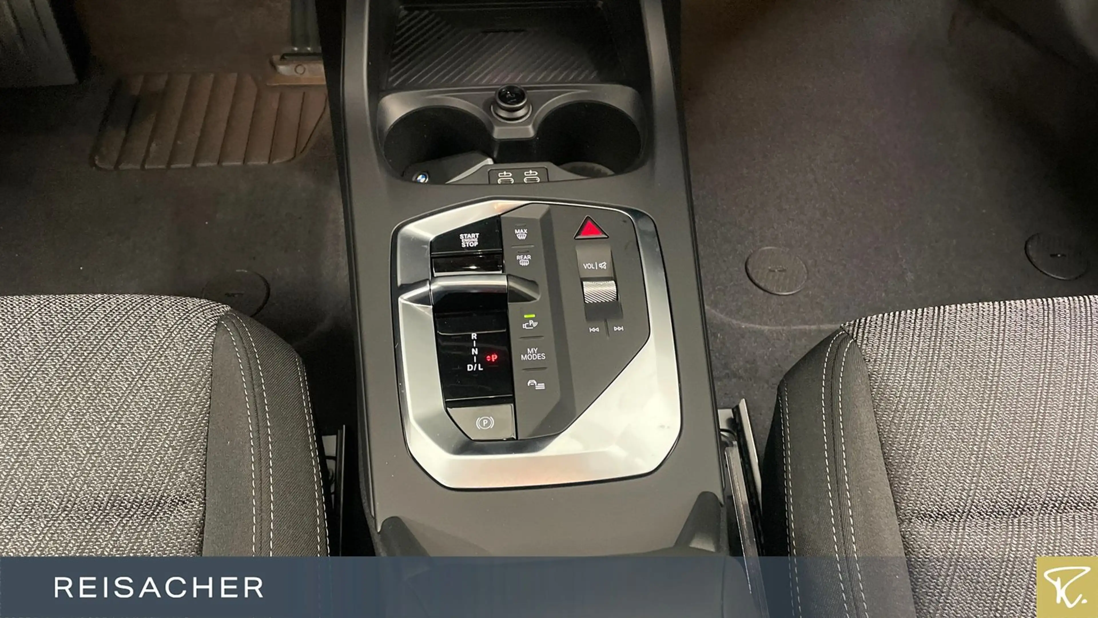 BMW 120 Autom. Parksystem Fahrassistenzsysteme — photo 10
